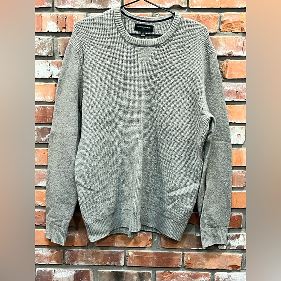 Banana Republic Crew Neck Knit - Picture 1 of 2
